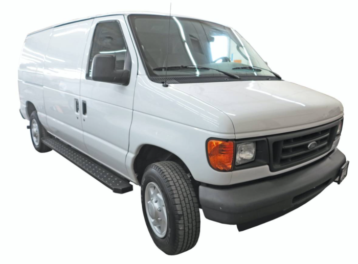 1999-2014 Ford E-Series E-150 E-250 E-350 E-450 Van Spartan Running Boards Ford Econoline Running Boards Steelcraft (Passenger & Driver) - Image 2