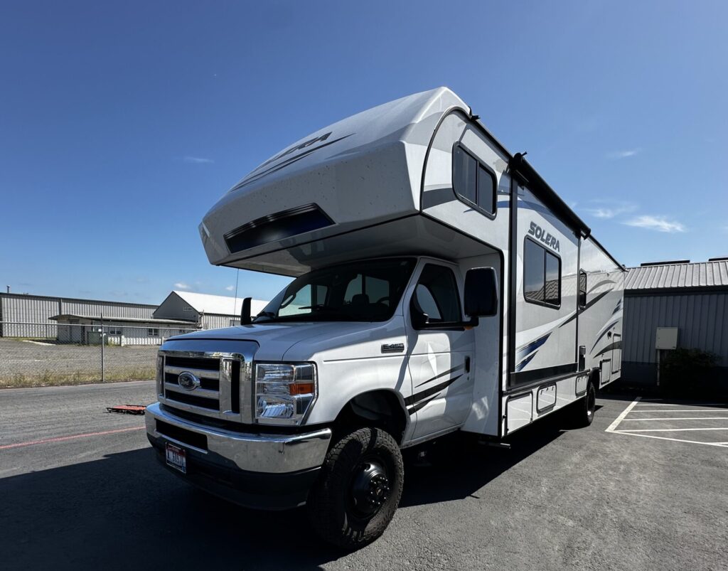 If you have a Ford Econoline and you want a suspension lift kit that can go off-roading, look no further than the Weldtec suspension lift kit.